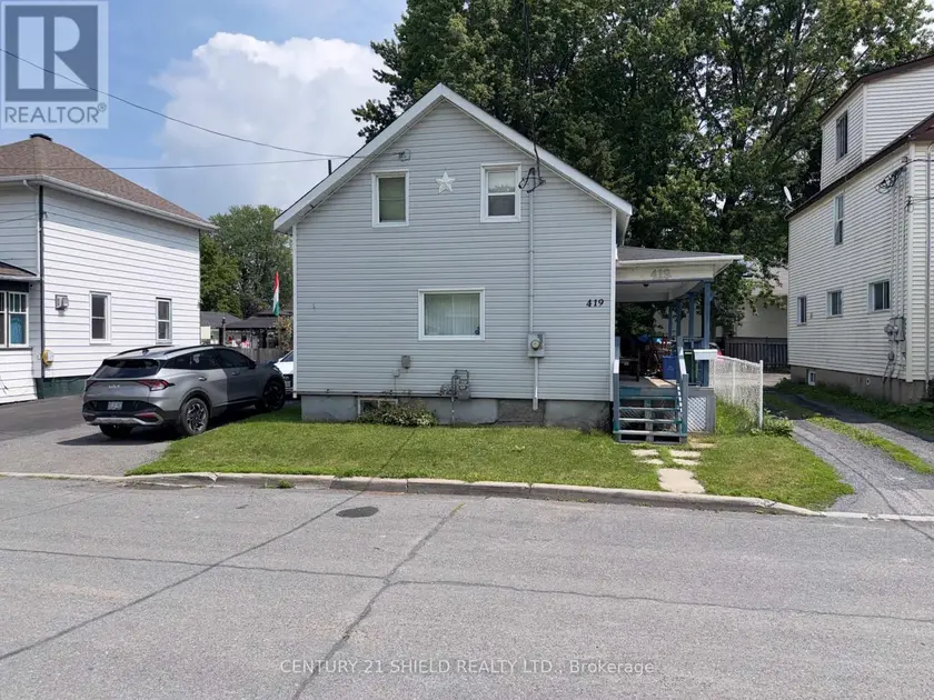 Detached at 419 BEDFORD STREET, Cornwall