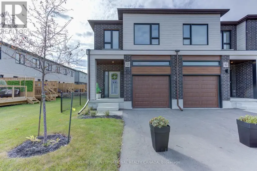 Townhouse at 79Q - 72 BUR OAK COMMON, Cambridge