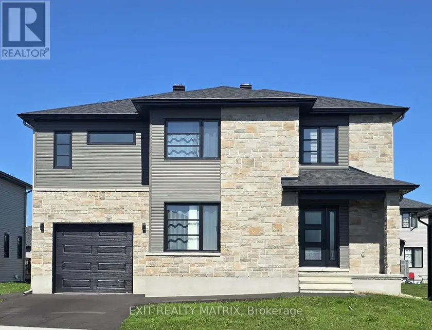 Detached at 2 GLENCO ROAD, South Stormont