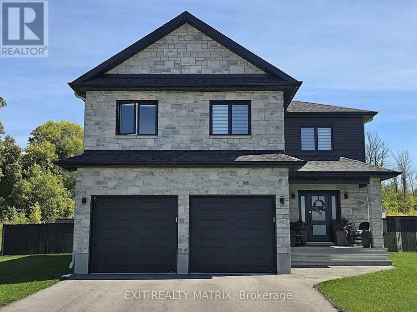 Detached at 18 GLENCO ROAD, South Stormont