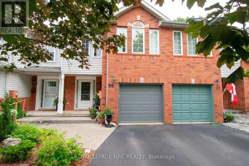 Townhouse at 24 WALKER COURT, Grimsby