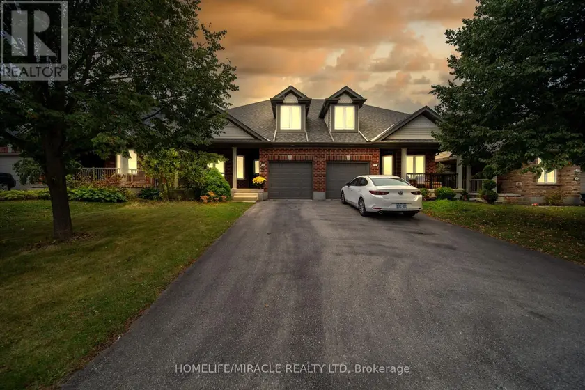 Semi-Detached/Link at 93 LYNCH CIRCLE, Guelph