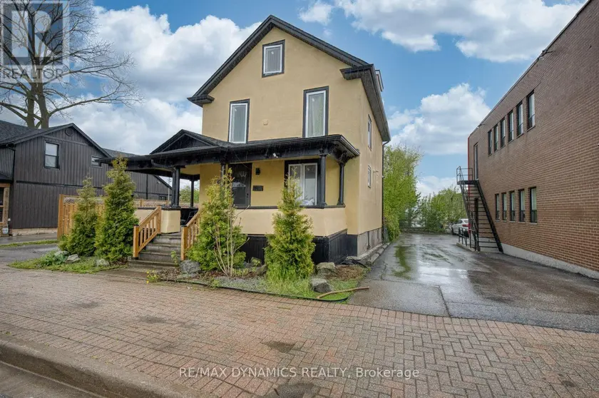 Detached at 4770 QUEEN STREET, Niagara Falls