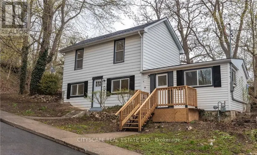 Detached at 14 MOUNT ELGIN STREET, Brant