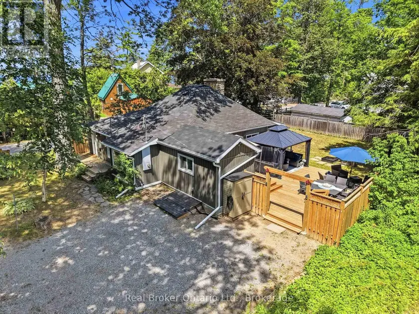 Detached at 1 JANICE DRIVE, Kawartha Lakes