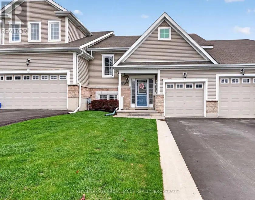 Townhouse at 146 BRITANNIA CRESCENT, Loyalist
