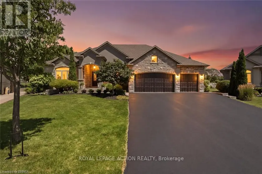 Detached at 14 ELLINGTON PLACE, Brantford
