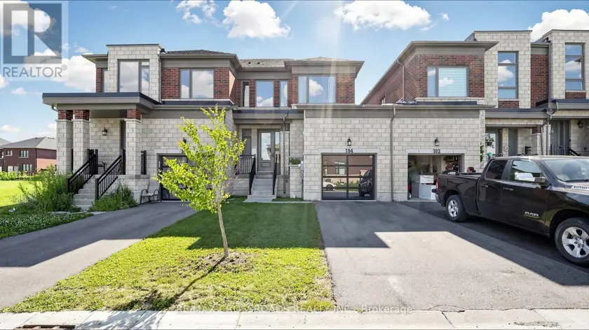 Townhouse at 184 HUNTINGFORD TRAIL, Woodstock