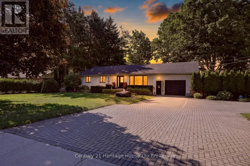 Detached at 105 CONCESSION STREET W, Tillsonburg