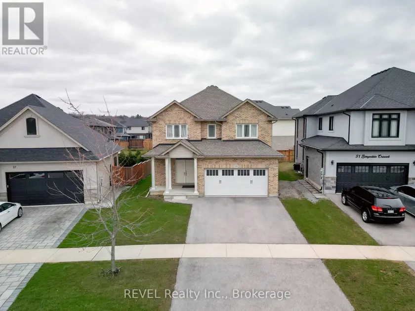 Detached at 29 BERGENSTEIN CRESCENT, Pelham
