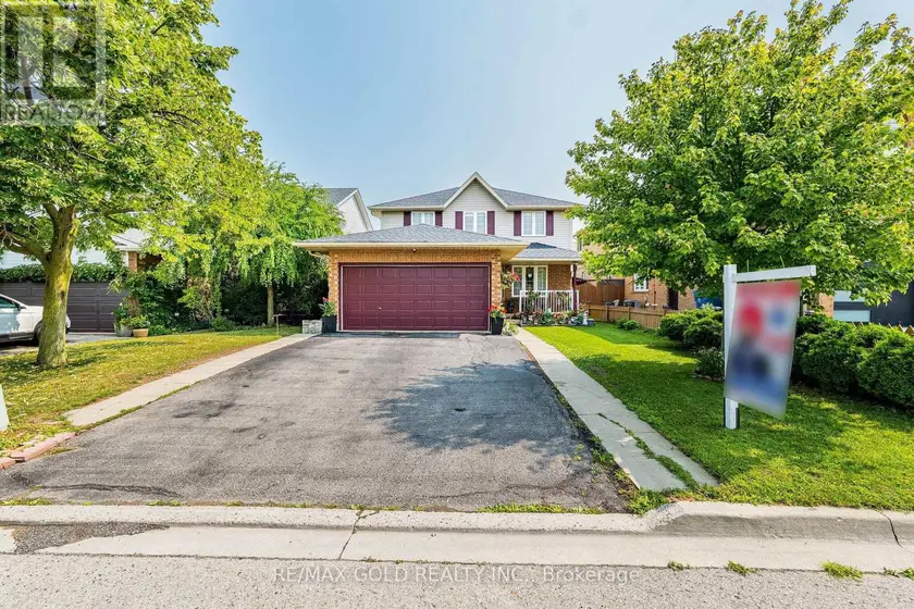 Detached at 6 MOFFATT LANE, Guelph