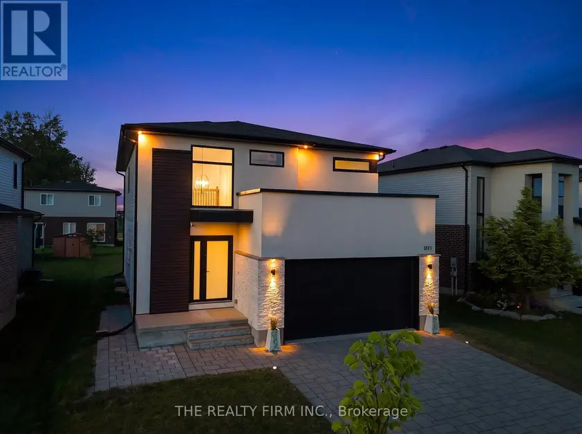 Detached at 1771 APPLEROCK AVENUE, London