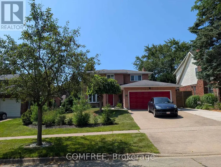 Detached at 12 MILLBRIDGE CRESCENT, Pelham