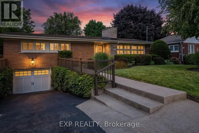 Detached at 3279 SAINT PATRICK AVENUE, Niagara Falls
