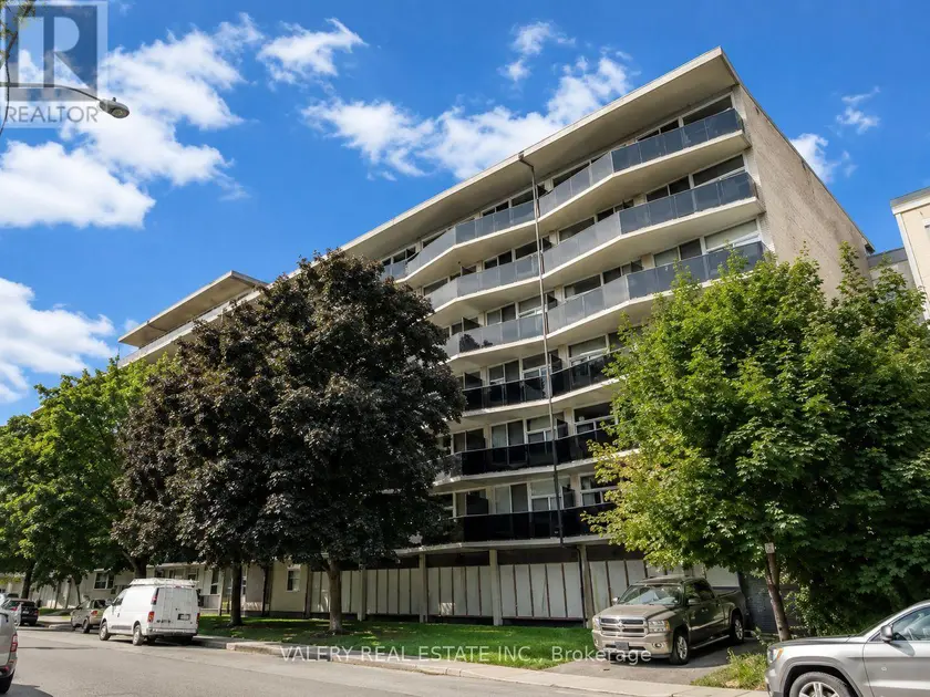 Apartment at 11 - 324 CAMBRIDGE STREET, Ottawa