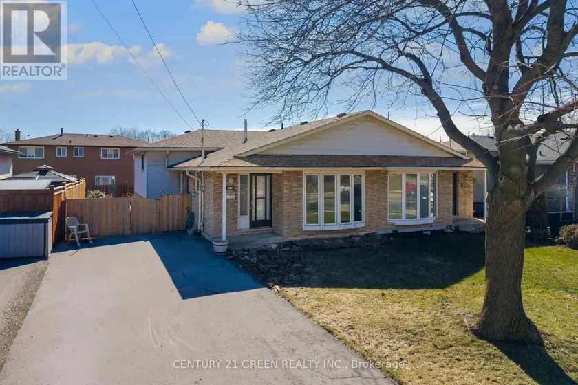 Semi-Detached/Link at 729 WEST 5TH STREET, Hamilton