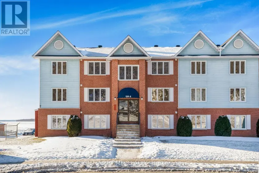 Apartment at 6 - 194-A EDWARDS STREET, Clarence-Rockland