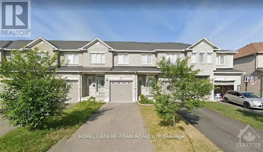 Townhouse at 829 PERCIFOR WAY, Ottawa