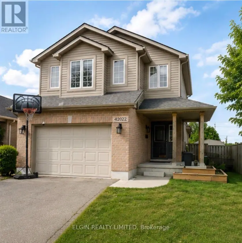 Detached at 42022 MCBAIN LINE, Central Elgin
