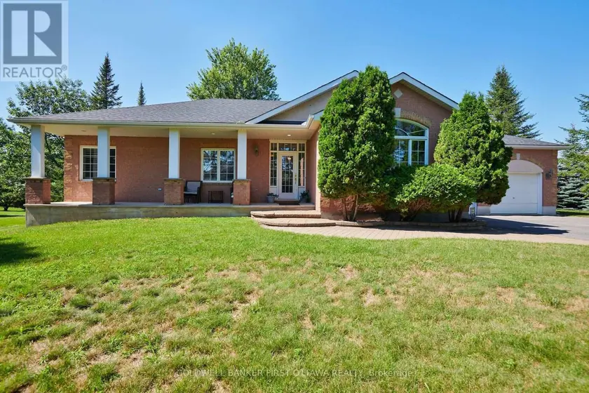 Detached at 6983 LAKES PARK DRIVE, Ottawa