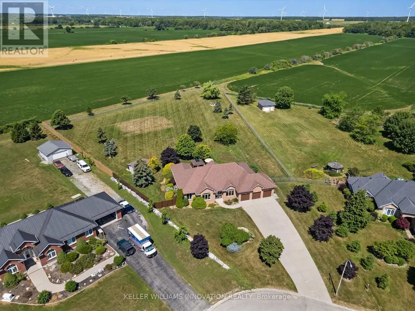 Detached at 18 FEATHERSTONE AVENUE, Haldimand