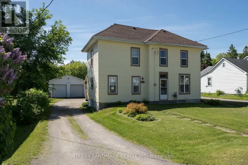Detached at 225 ST LAWRENCE STREET W, Centre Hastings