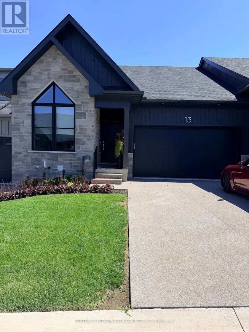 Townhouse at 13 - 205 ST DAVIDS ROAD, Thorold