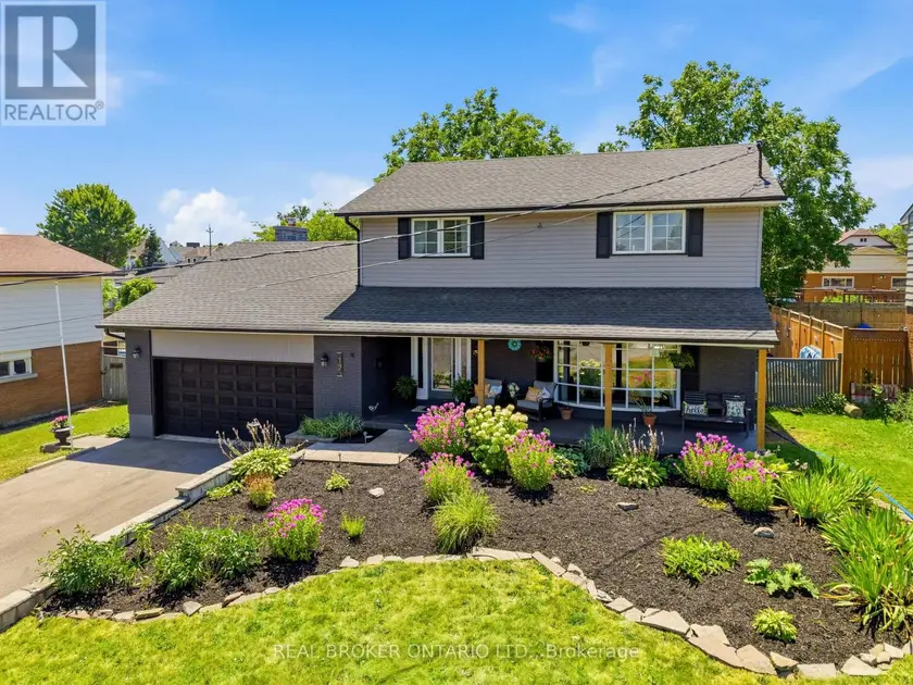 Detached at 17 LINDBERGH DRIVE, Fort Erie