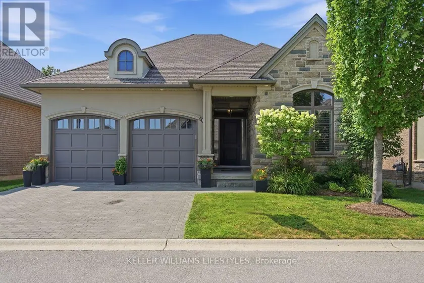 Detached at 3 - 2290 TORREY PINES WAY, London North