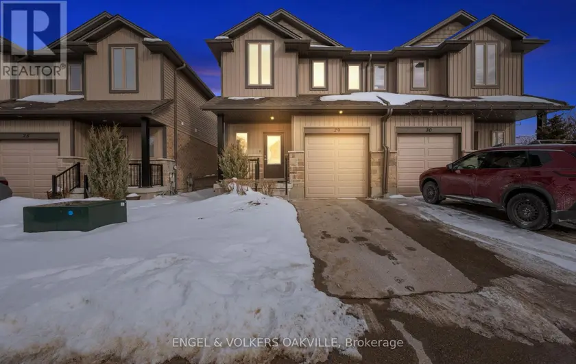 Townhouse at 29 - 1023 DEVONSHIRE AVENUE, Woodstock