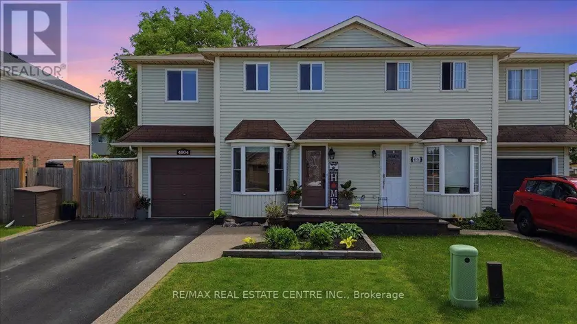 Semi-Detached/Link at 4804 JOHN STREET, Lincoln