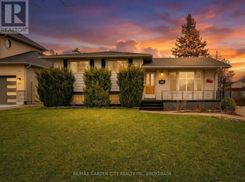 Detached at 78 MEREDITH DRIVE, St. Catharines