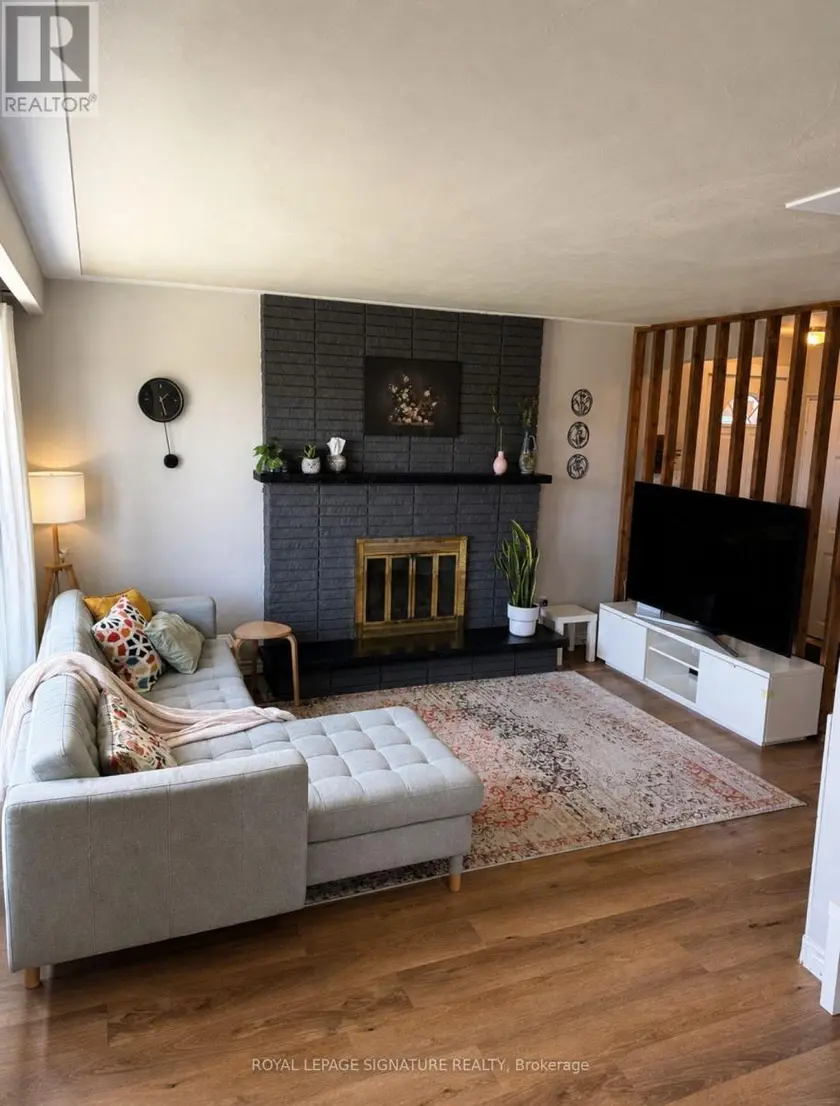 Detached at 66 VICTOR BOULEVARD, Hamilton
