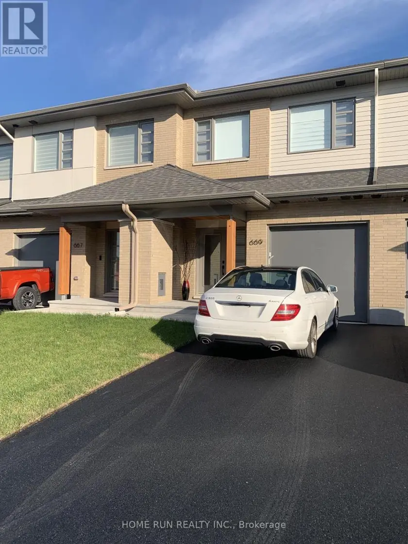 Townhouse at 669 HONEYDEW STREET, Ottawa