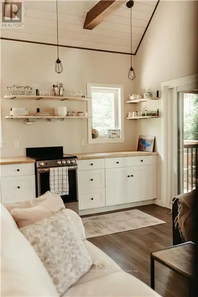 Detached at 3256 MACHAR STRONG BOUNDARY, Parry Sound Remote Area