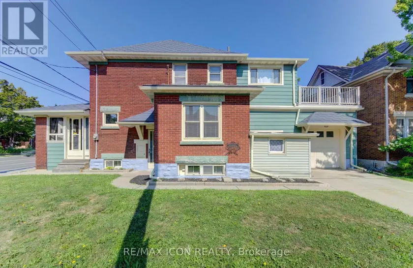 Detached at 224 WEBER STREET E, Kitchener