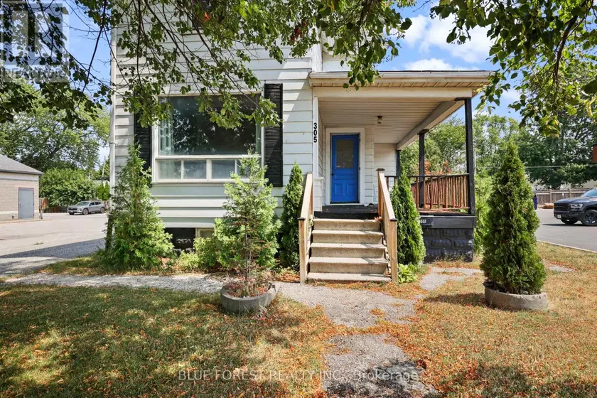 Detached at 305 ST CLAIR STREET, Chatham-Kent