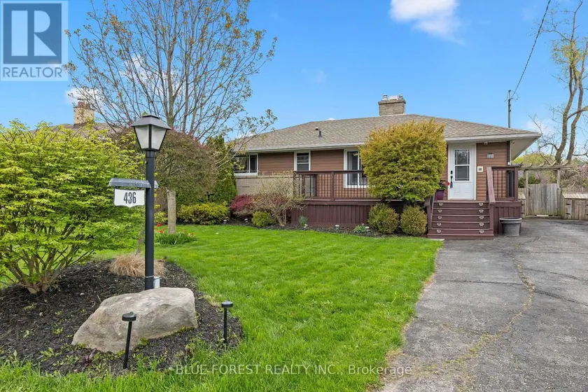 Detached at 436 BASELINE ROAD E, London South