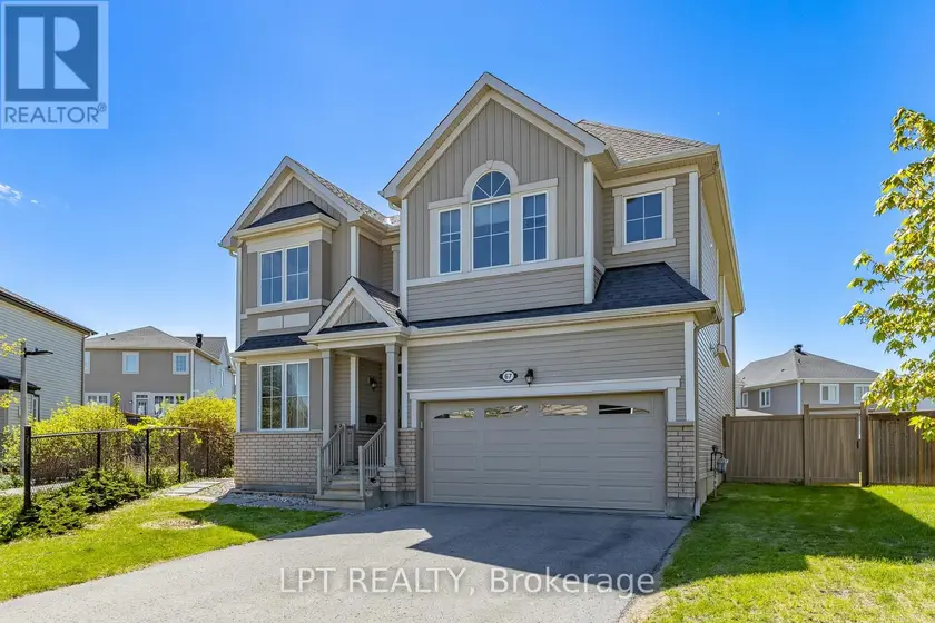 Detached at 67 BRISTLING CRESCENT, Ottawa