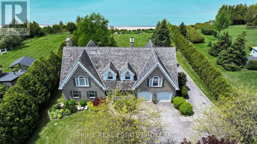 Detached at 72797 RAVINE DRIVE, Bluewater