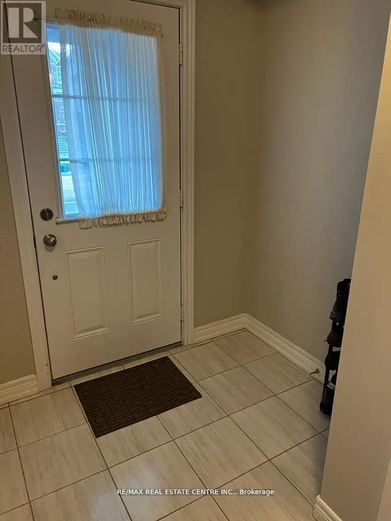 Townhouse at 630 LINDEN DRIVE E, Cambridge