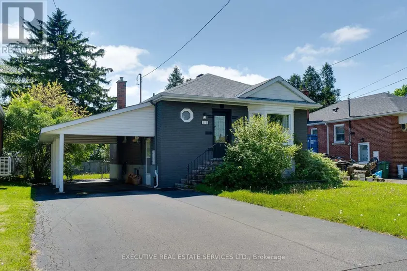 Detached at 213 EAST 32ND STREET, Hamilton