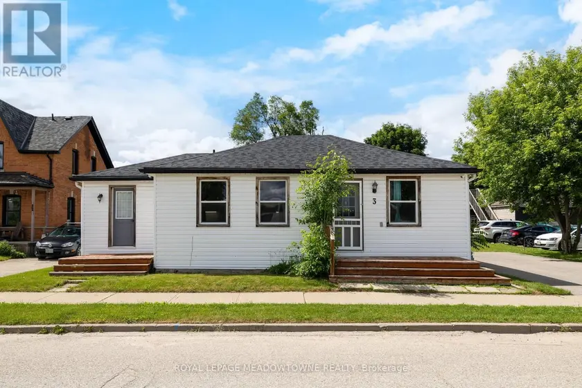 Detached at 3 CHURCH BOULEVARD, Erin