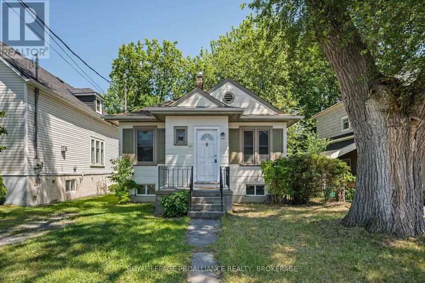 Detached at 211 TORONTO STREET, Kingston