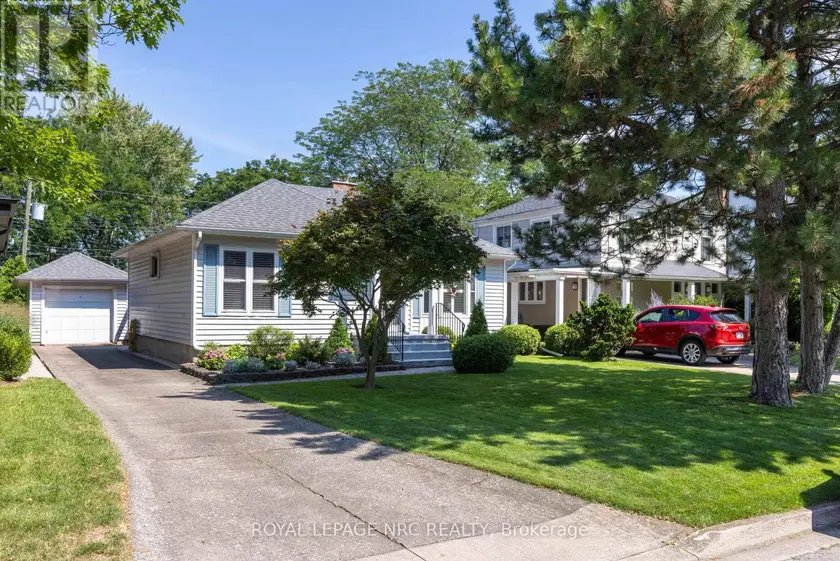 Detached at 61 HIGHLAND AVENUE, St. Catharines