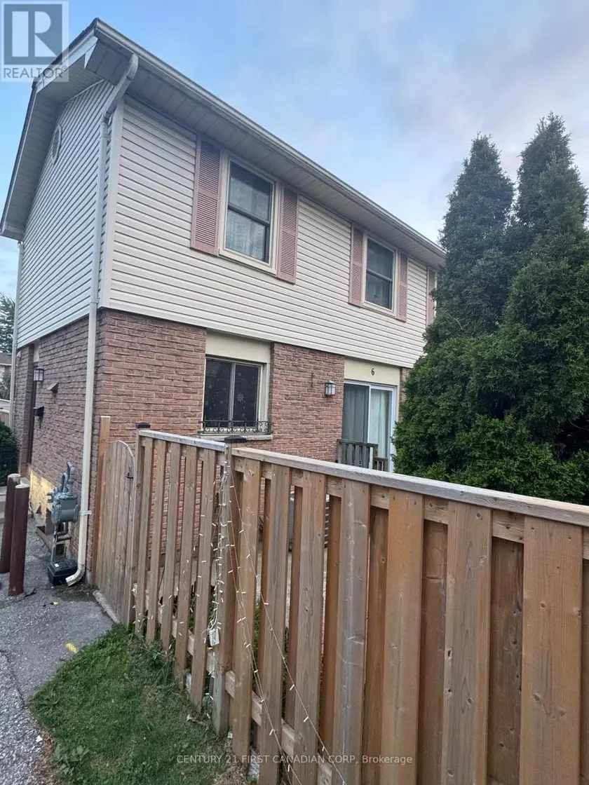 Townhouse at 6 - 230 CLARKE ROAD, London