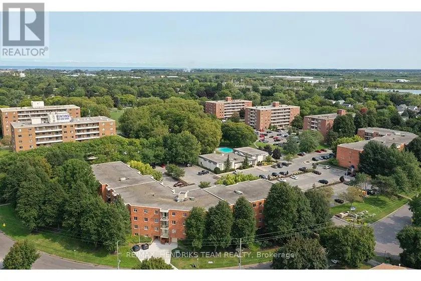 Apartment at 809 - 60 WINDWARD STREET, St. Catharines