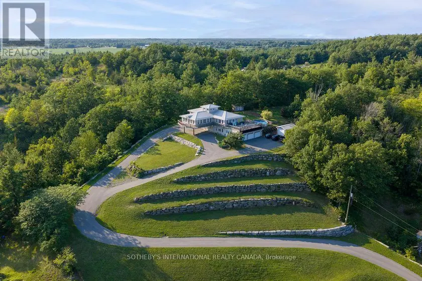 Detached at 4390 HIGHWAY 7, Asphodel-Norwood