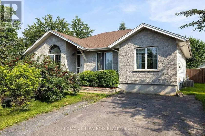 Detached at 757 PORCUPINE BOULEVARD, Thunder Bay