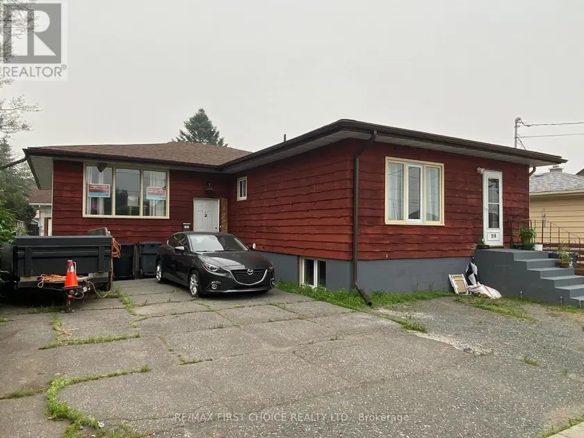 Multiplex at 218 POWLEY STREET, Thunder Bay